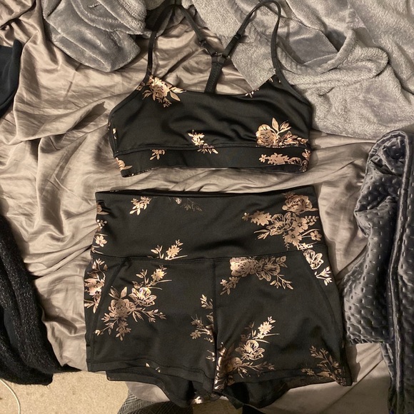 Sommer Ray set - Picture 2 of 2